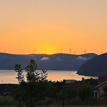 아파트 Od Svitanja Do Sumraka